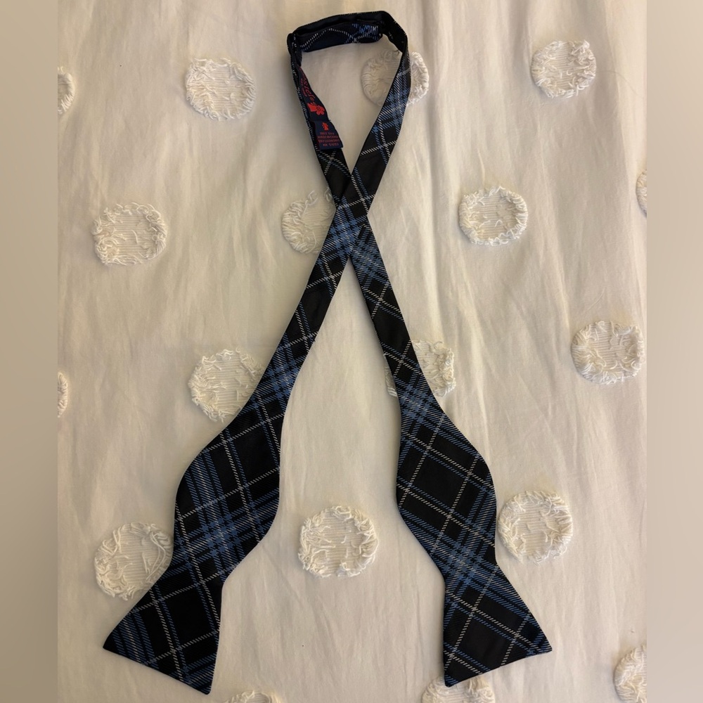 Rooster Men's Black and Blue Plaid Bow Tie